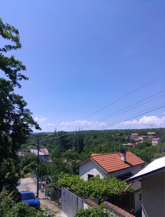 Продава къща в с.Горна Козница