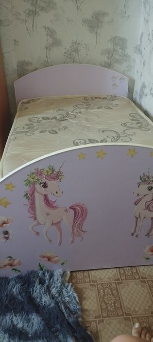 Продам детскую кровать.
