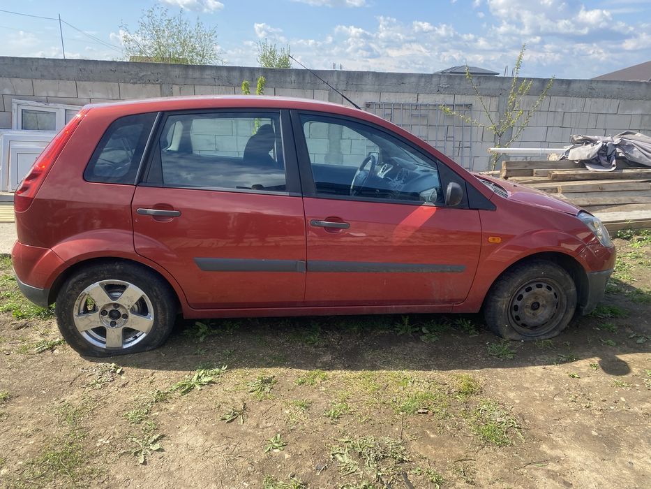 Dezmembrez ford fiesta mk5 2003-2008 1.4tdci