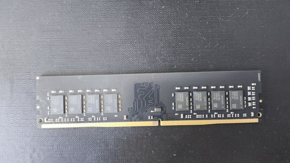 Планки ОЗУ DDR4 32x2gb