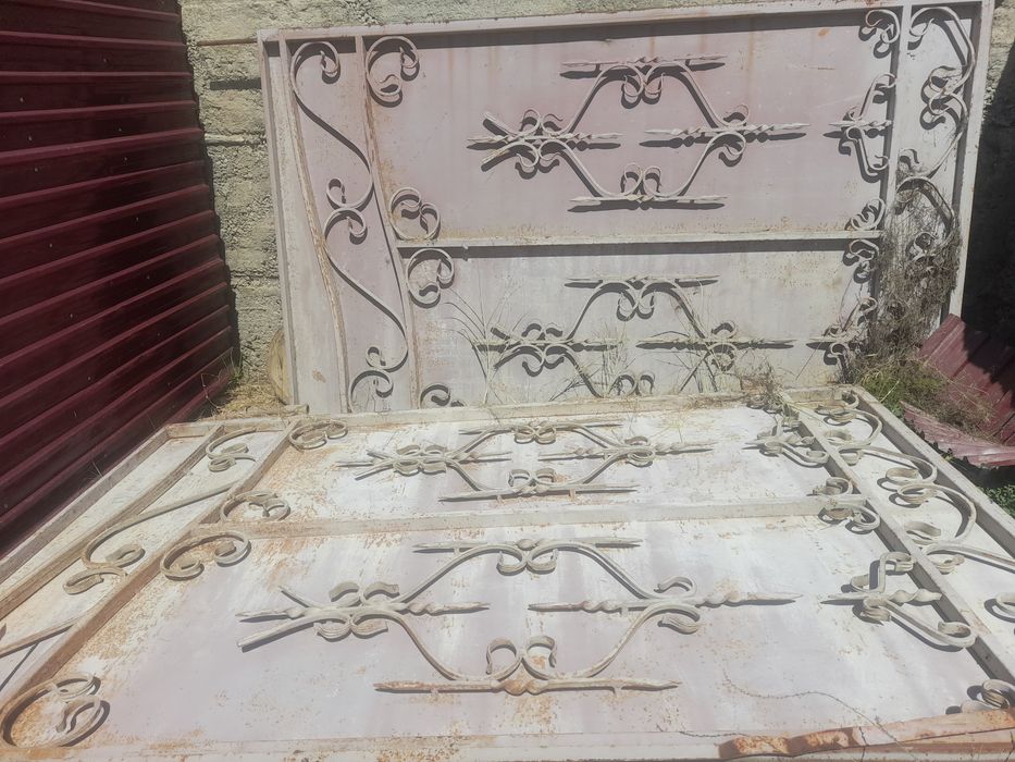 Продам ворота на гараж