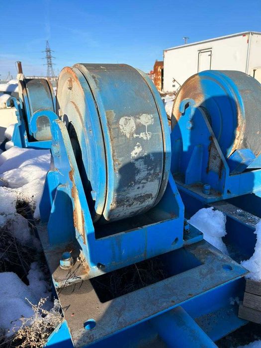 Переставной сварочный роликовый вращатель