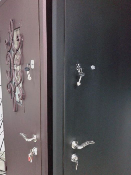 Металлические двери