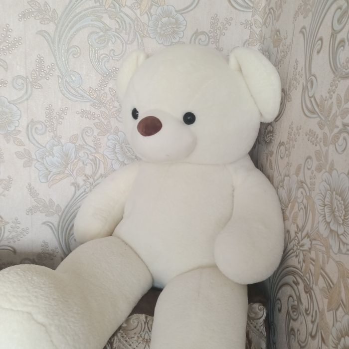 Белый плюшевые мишки