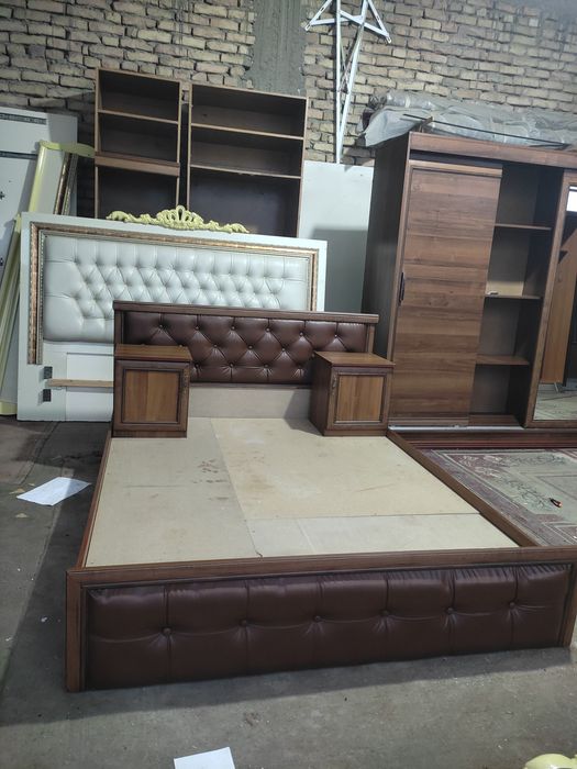 Sotildi spalni garnitur