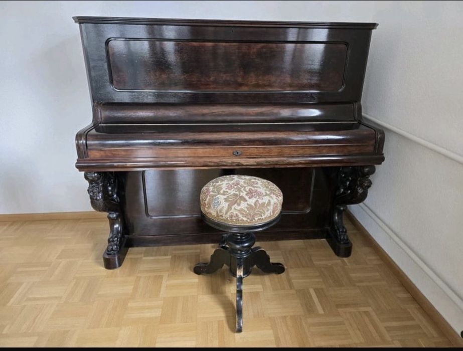 Pian Blüthner original, anul 1883 – piesă de colecție, funcțional