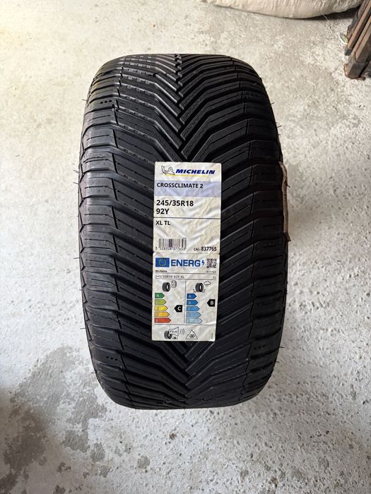 Cauciuc Michelin 245/35 R18