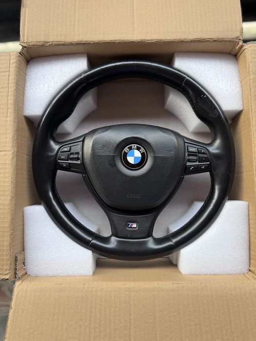 Vand Volane Complete in stare foarte buna M cu padele/fara  F10 F30
