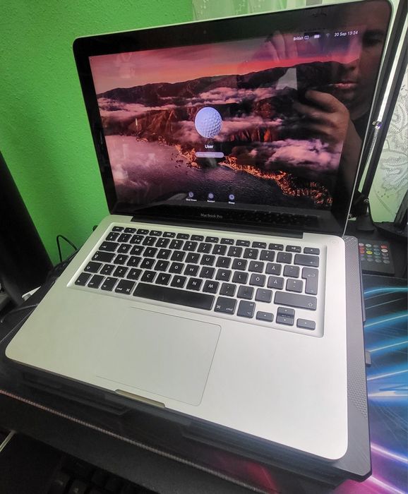 Vand Macbook Pro