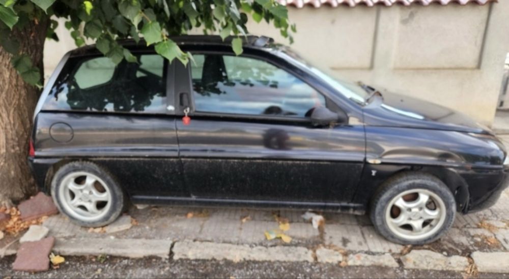 На части! Lancia Ypsilon 1.2 8v 60 конски сили
