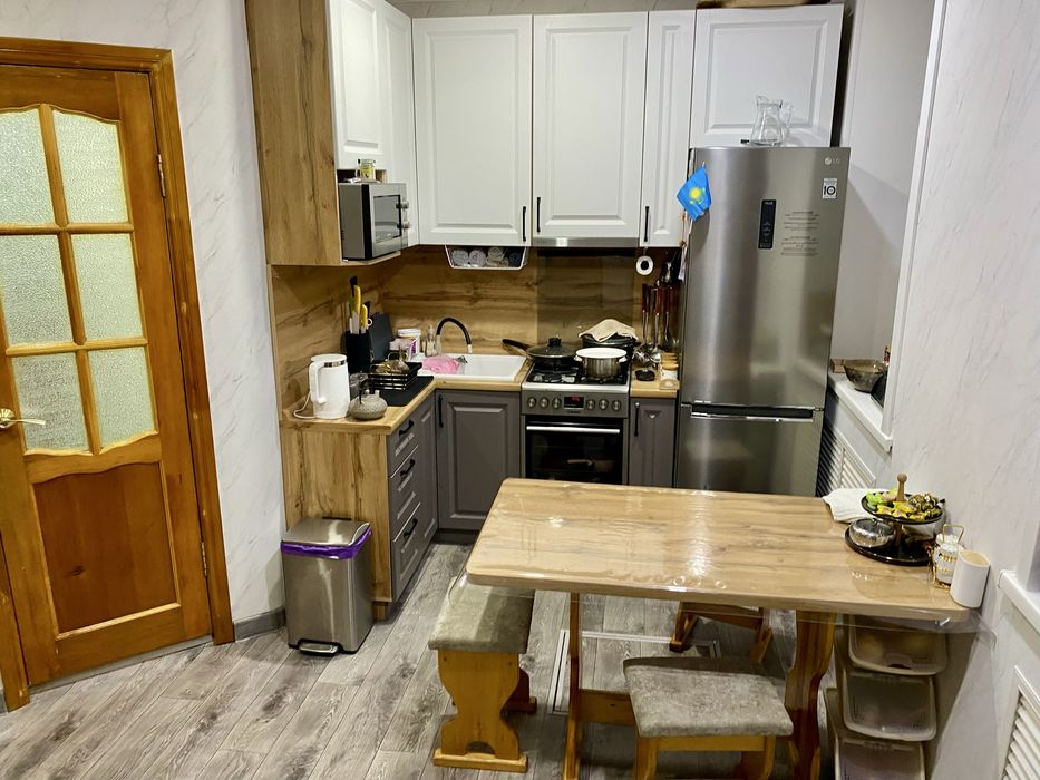 / Продам шикарную 3-комн по ул Победы !