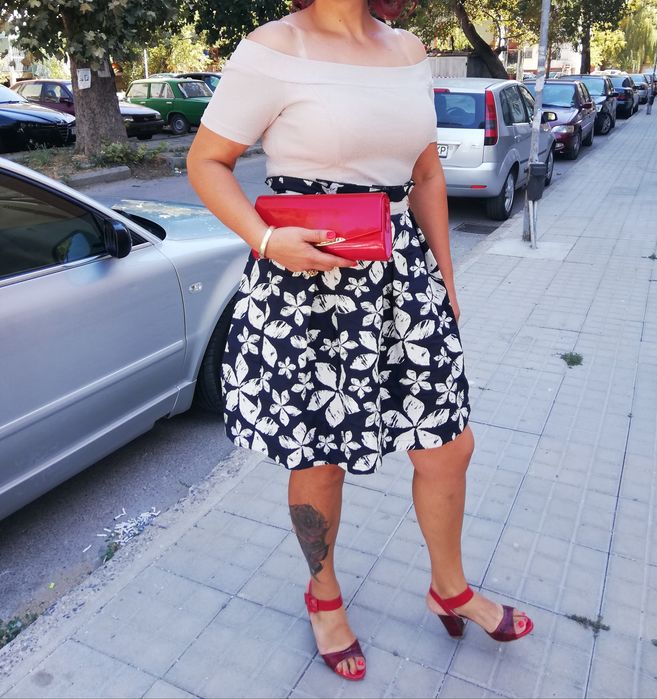 Официална рокля на LUCI