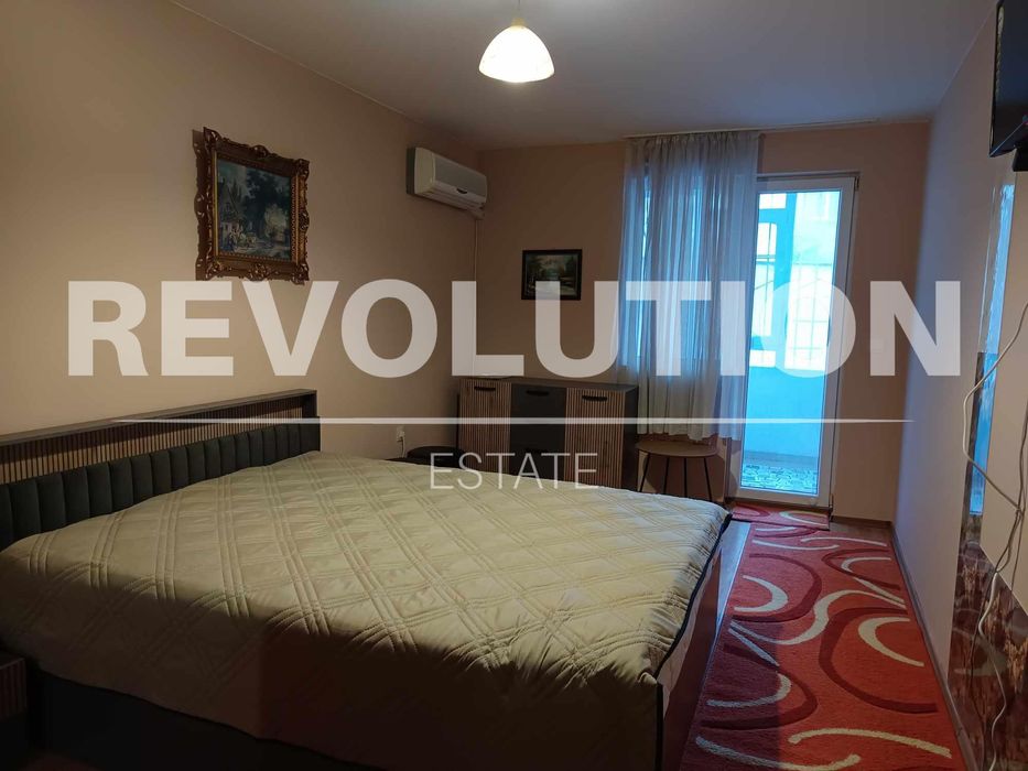 Дава се под наем Двустаен апартамент в Варна, Център - 90 кв.м за 475 € - Снимка #6