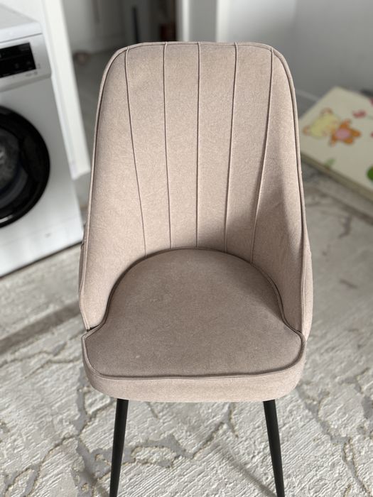 продам стол со стульями