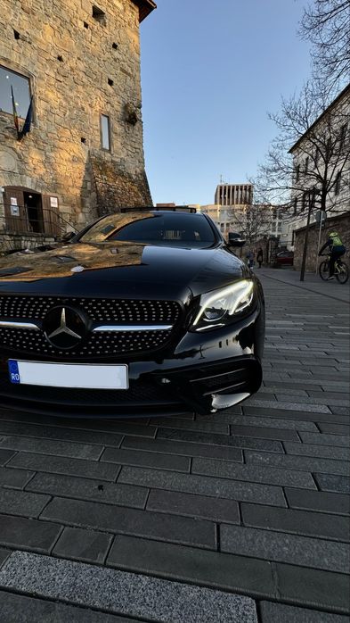 Mercedes E220 / AMG Paket / Panoramic / Multibeam