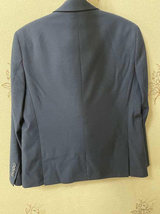 Продам костюмы (двойки)