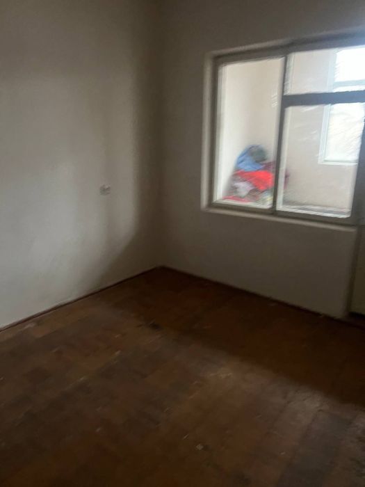 2xonali kvartira sotiladi