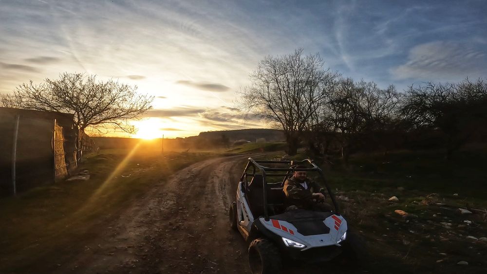 Polaris rzr 200 luat din reprezentanta cluj, se ofera fact