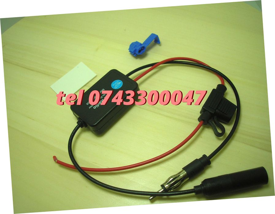 Amplificator De Semnal Antena Radio Auto Fm 12v