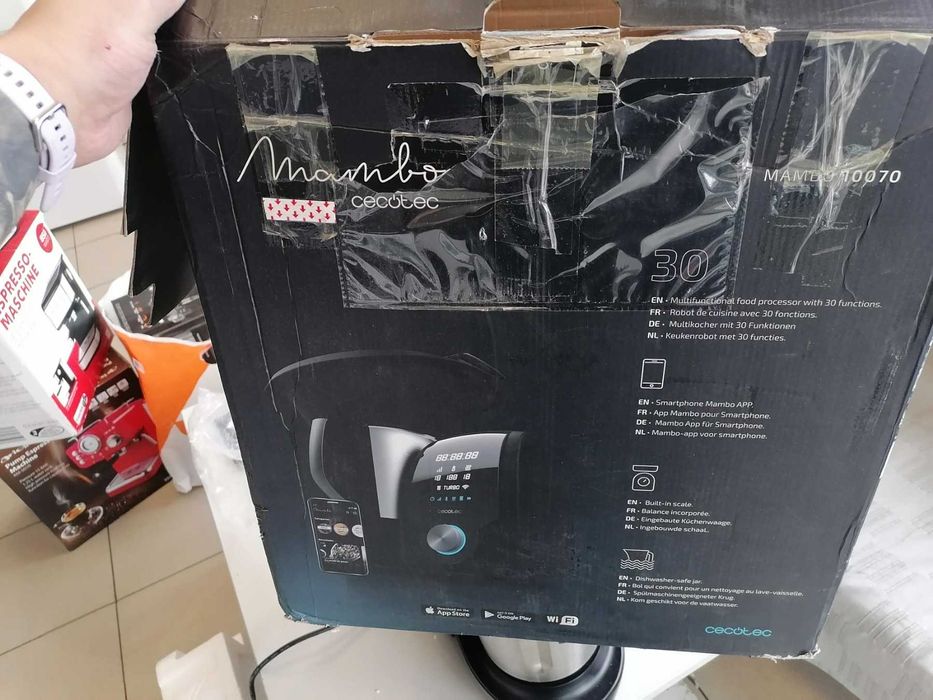 Мултифункционален кухненски робот Cecotec Mambo 100700 НОВ