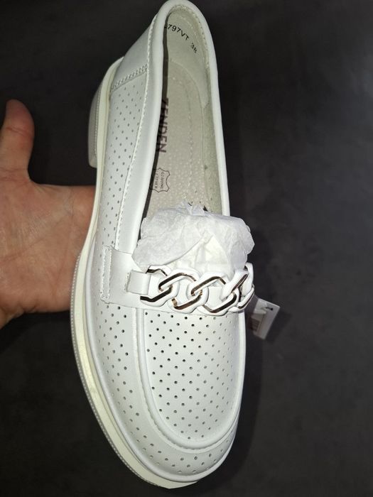 Женские кожаные лоферы Zenden