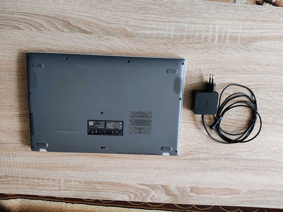 Laptop Asus Vivobook X515DA/AMD Ryzen 3/Radeon Graphics/SSD