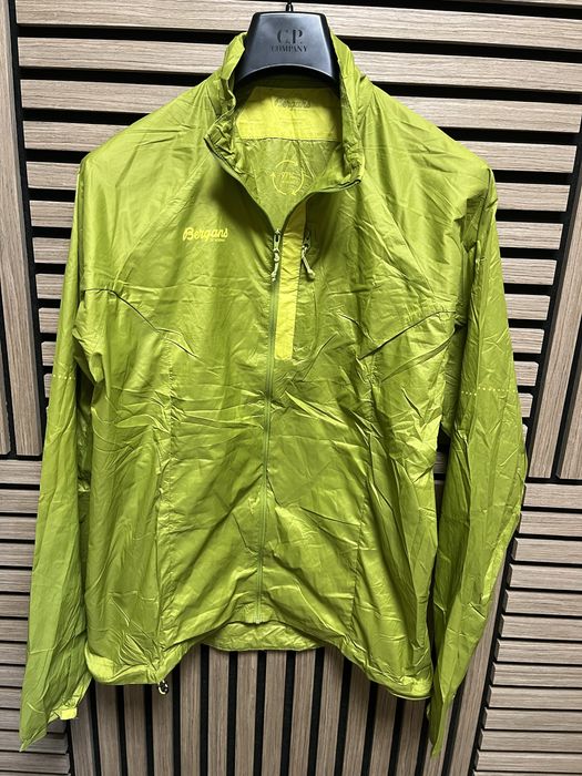 Bergans of NORWAY : Trail Jacket - Ултра лека ветровка/ мембрана S/M
