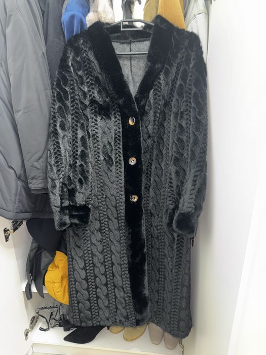 Продам шубу под норку