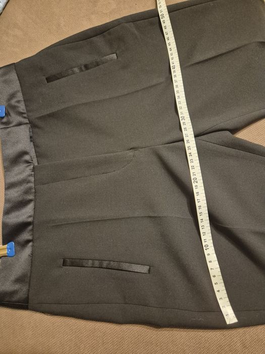 Pantaloni zara noi