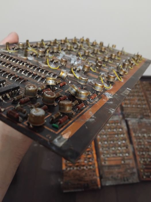 Електронна скрап