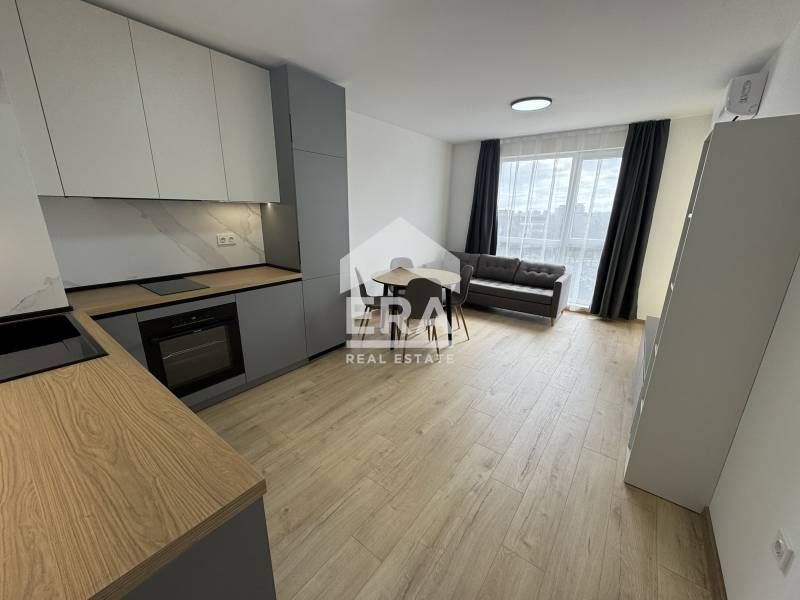 Продава се Двустаен апартамент в Варна, Младост 2 - 62 кв.м за 1543 €/кв.м - Снимка #2