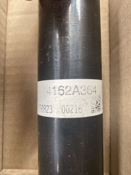 Амортизатор Mitsubishi Pajero/Montero Sport