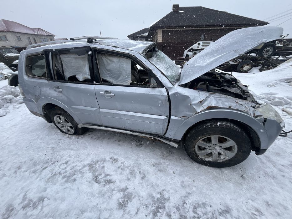 Митсубиси паджеро 4