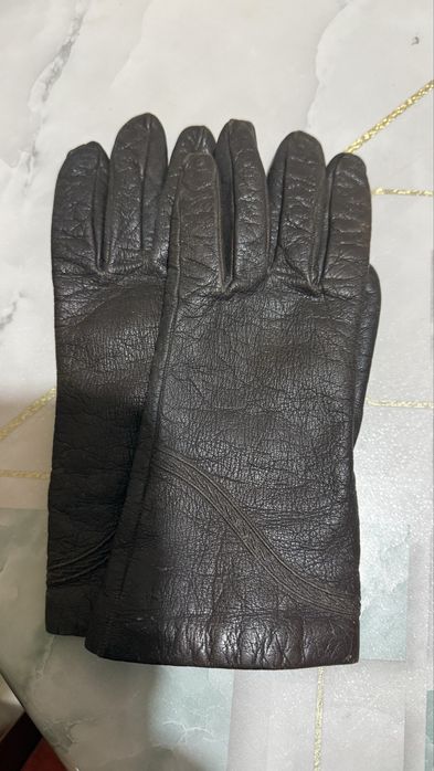 Перчатки кожанные женские