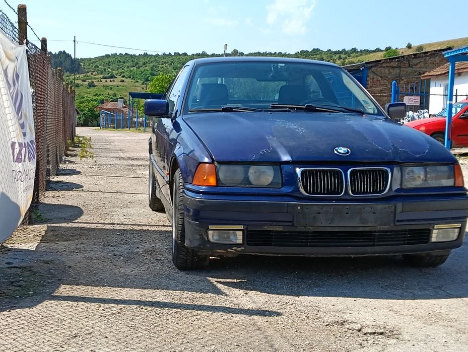 BMW E36 316i Compact - за части