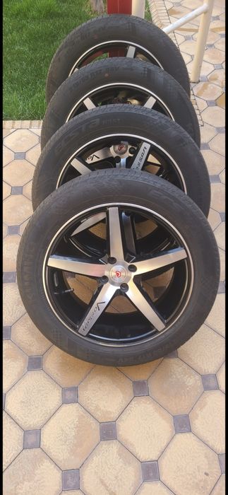 Vossen 17, diska balon