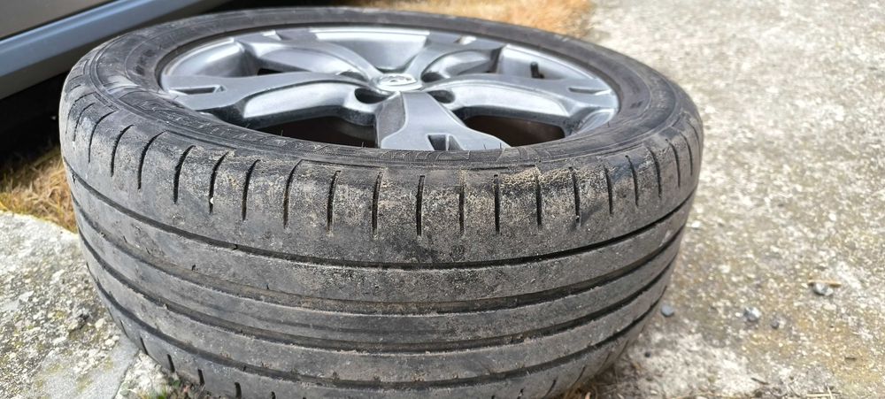Оригинални джанти Toyota 16" 5x100 ET39 с гуми Fulda SportControl 205/50 R16