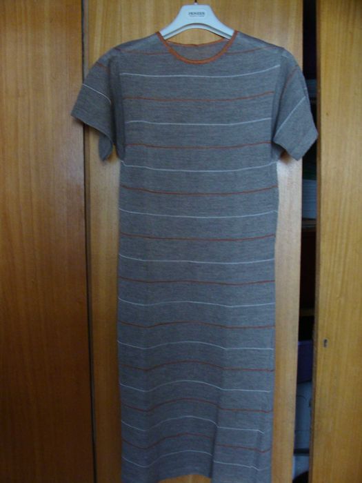 нови рокли с къс ръкав