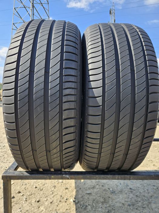 Vând  anvelope vară  215/50/17 215/50r17  MICHELIN