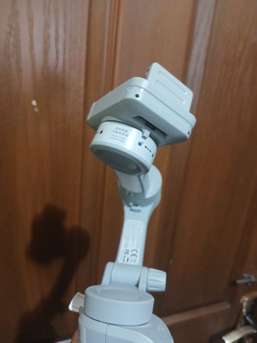 M01 TOKQI Монопод превратит ваш девайс в настоящую кинокамеру, обеспеч