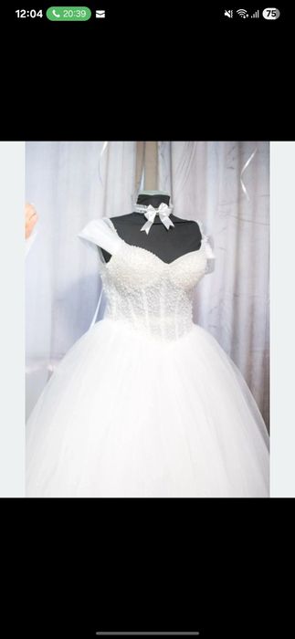 Rochie de mireasa stil printesa