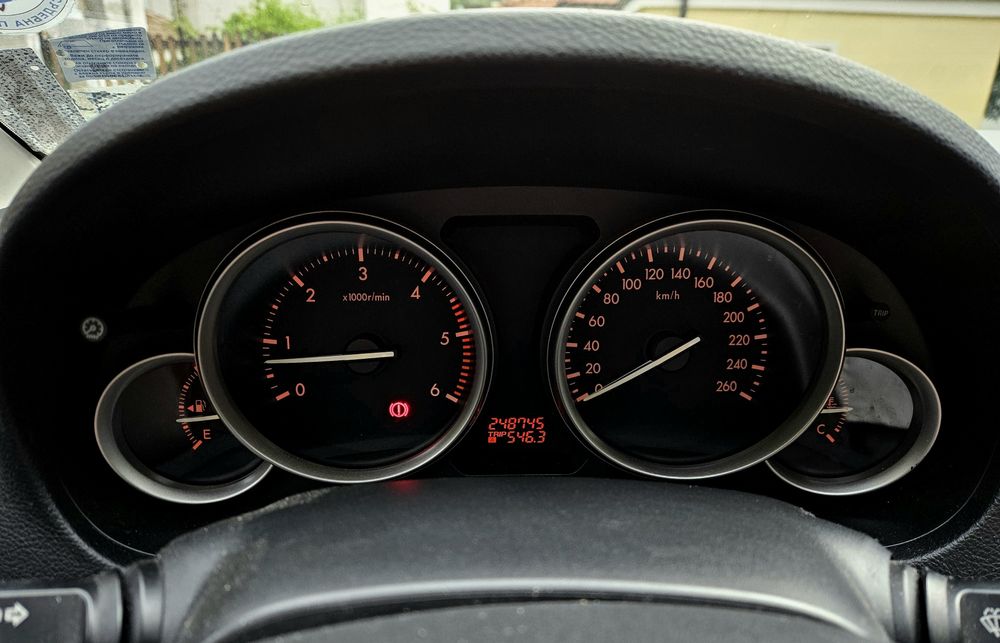 Mazda 6; 2.2 дизел; комби