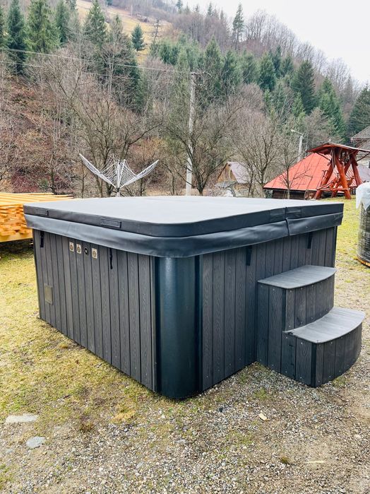 Ciubăr Jacuzzi granit