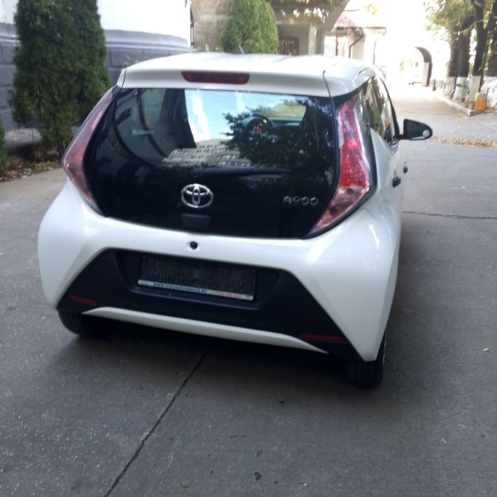 Vând Toyota Aygo 2017