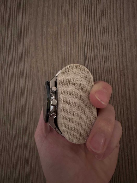 Casio EDIFICE Solar EFS-S570YDB-2AJF часовник