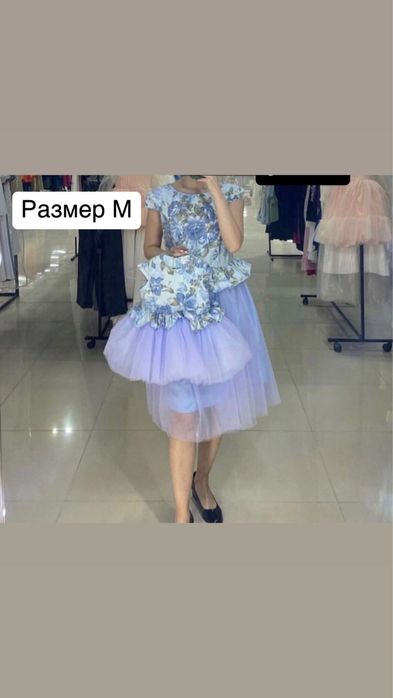 Продам платья б/у