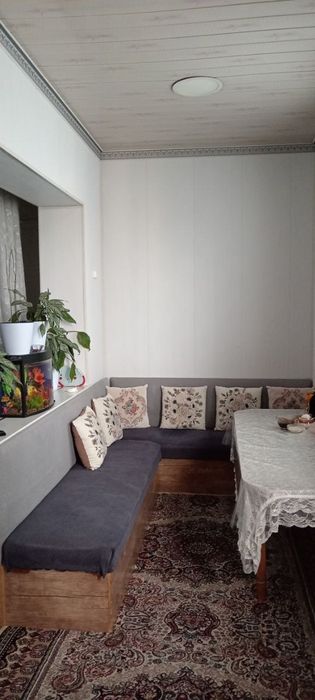 3 комнатная квартира на шайхонтохурском районе в махале Хувайдо.