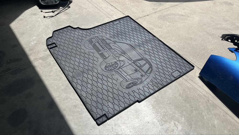 Стелка за багажник BMW X3