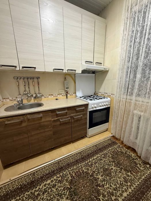 4 xonali dom sotiladi