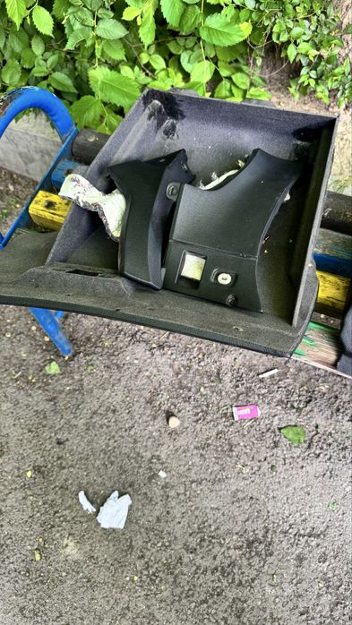 Е34 Борода Бардачок